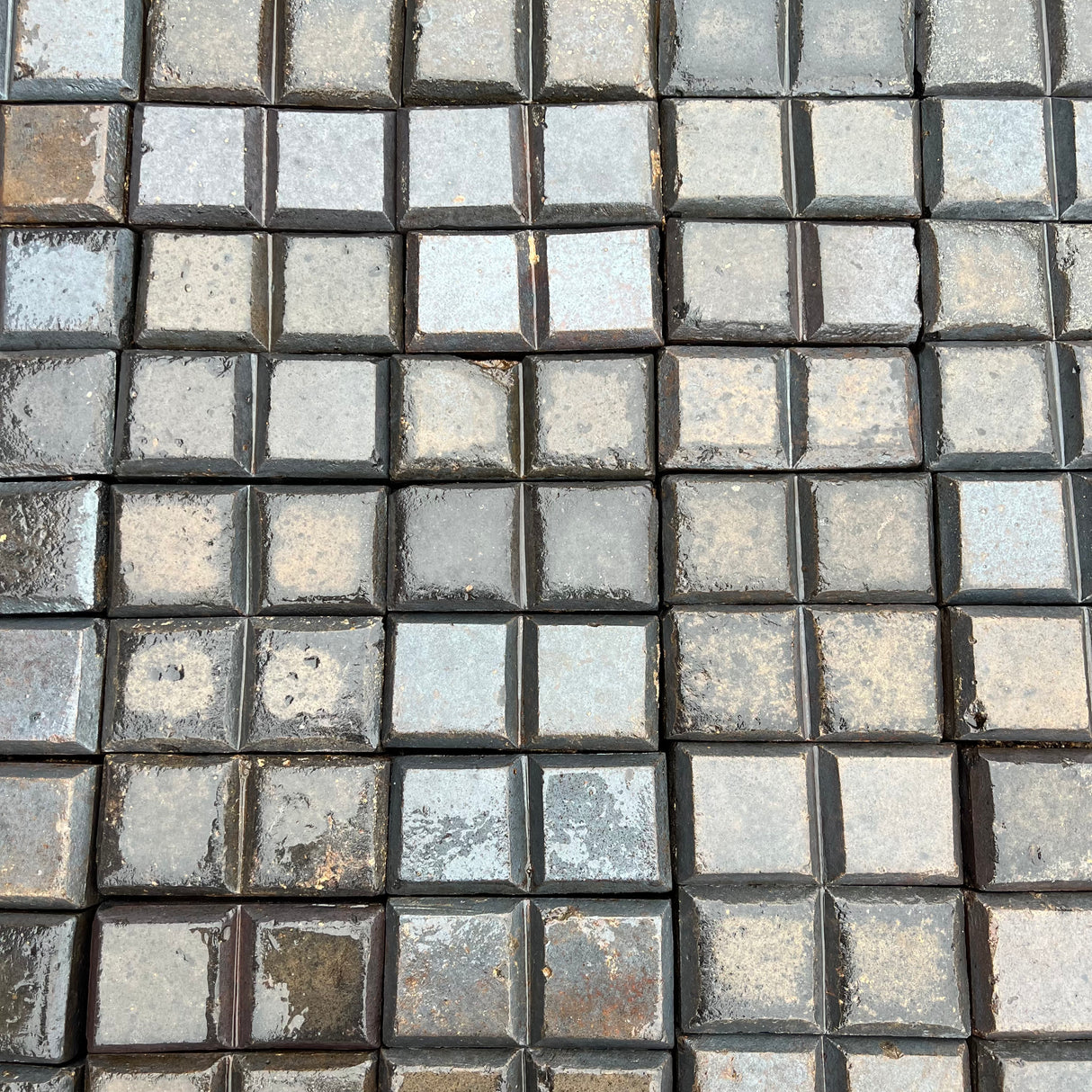 Reclaimed Staffordshire Blue Two Bar Stable Pavers - 3" x 9" - Reclaimed Brick Company