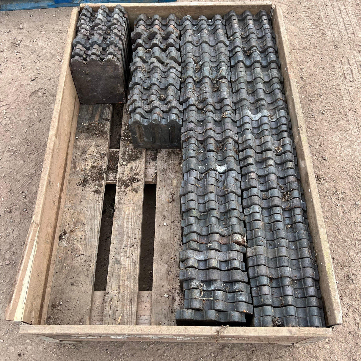 Reclaimed Staffordshire Blue Victorian Cathedral Garden Edging Tiles - 22.7 Linear Meters (Job Lot) - Reclaimed Brick Company