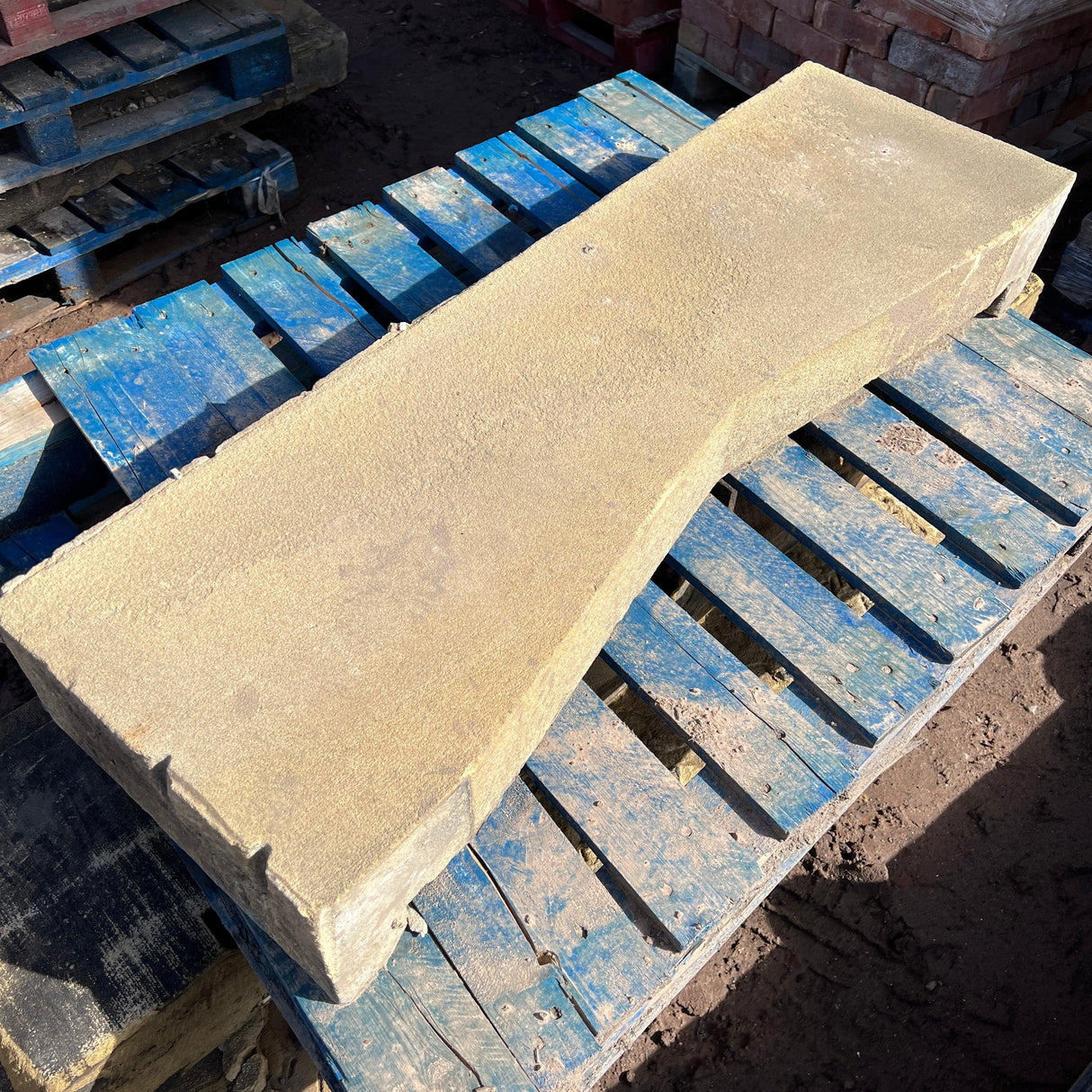 Reclaimed Old Stone Head - Reclaimed Brick Company