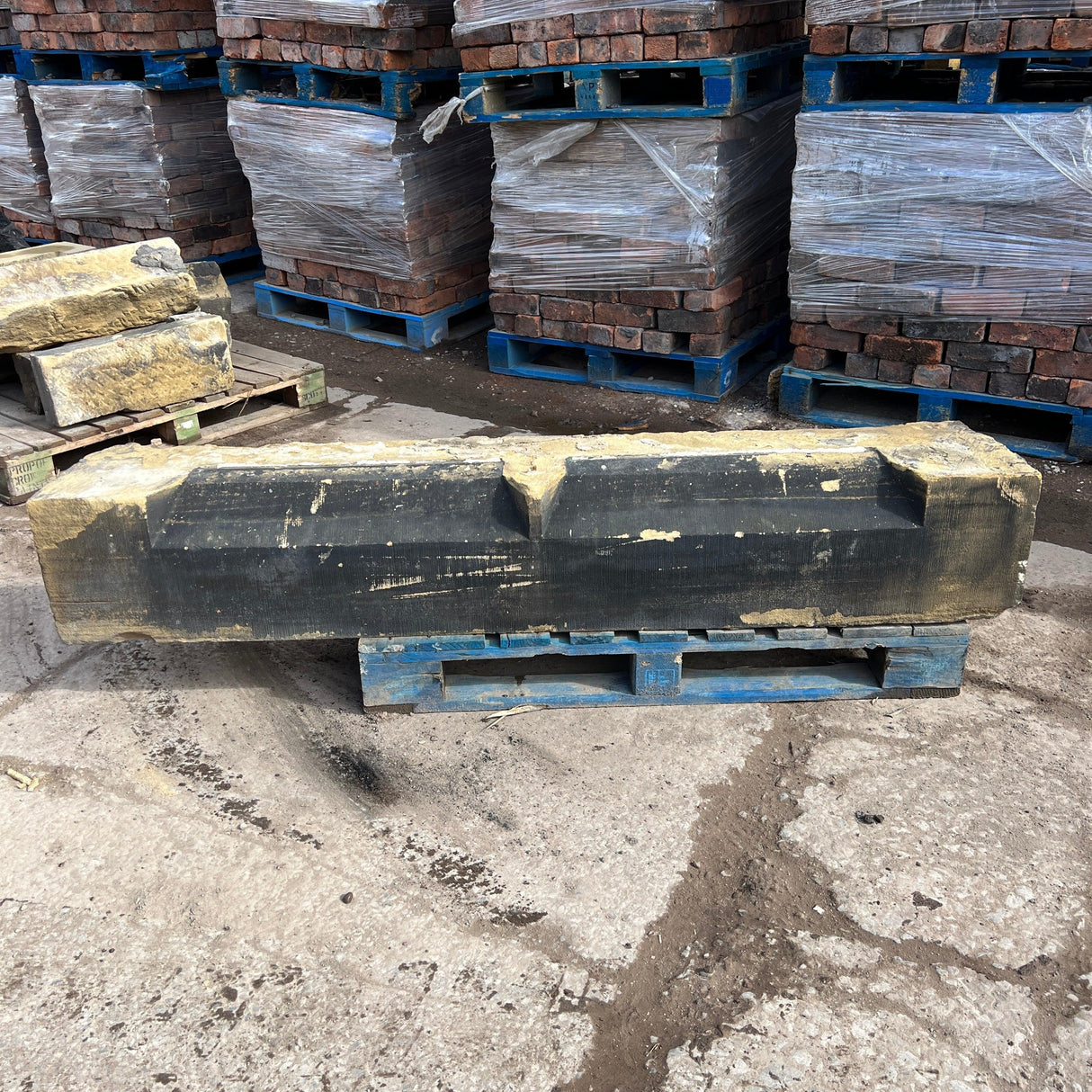 Reclaimed Stone Head - Reclaimed Brick Company