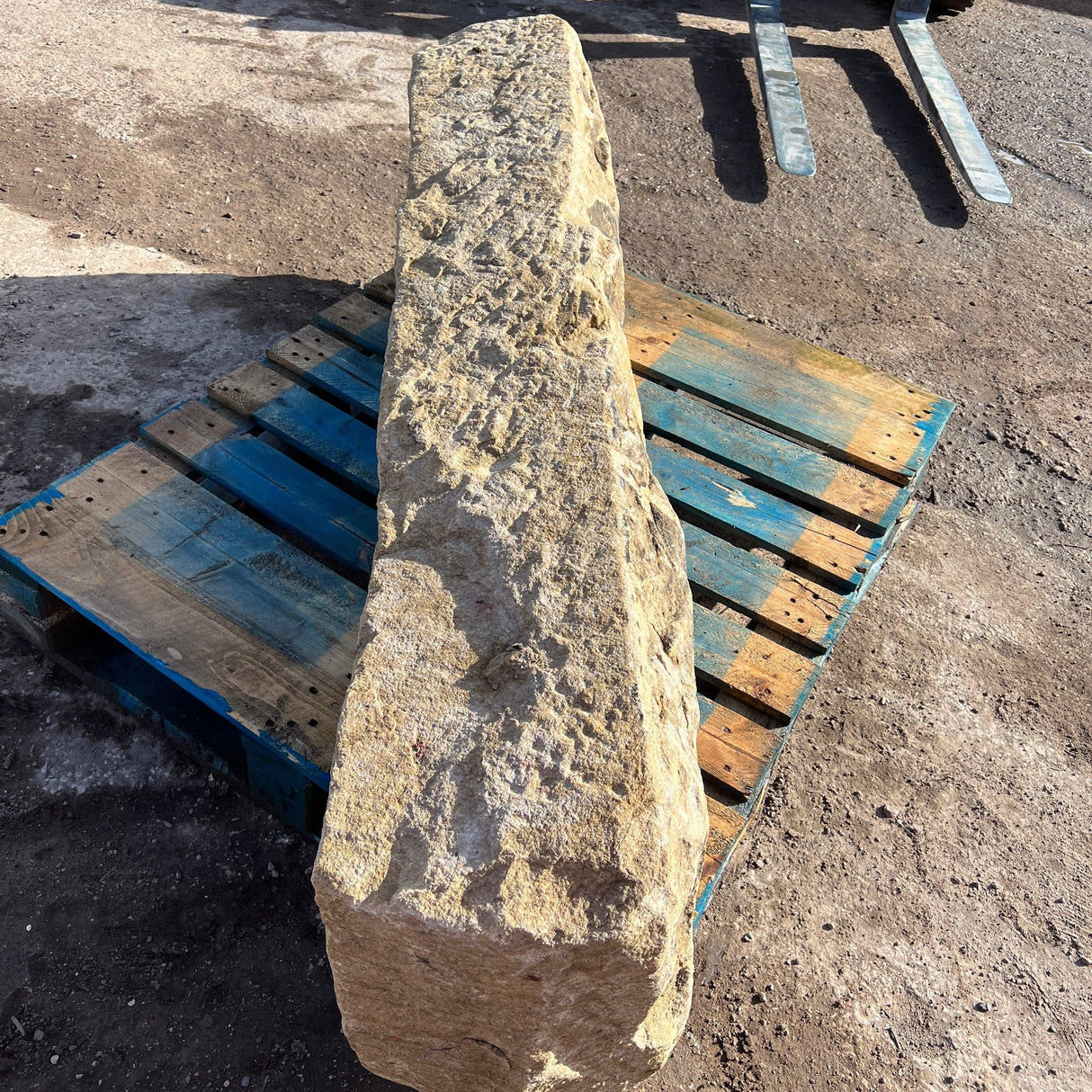 Reclaimed Stone Head - Reclaimed Brick Company