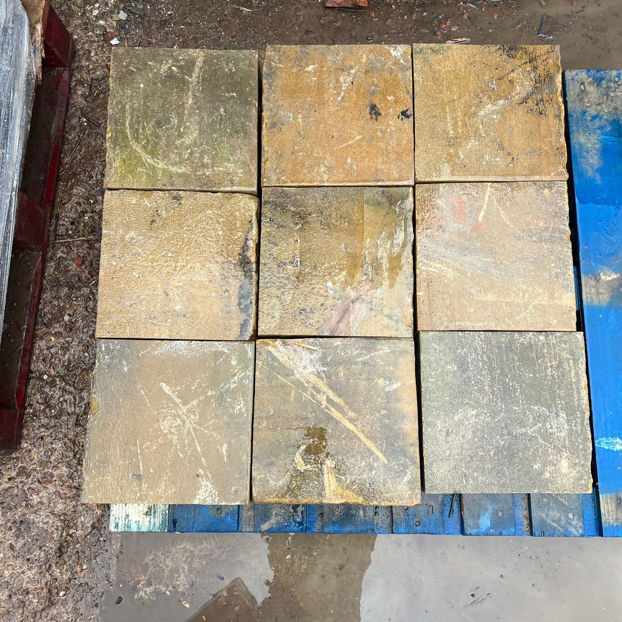 Reclaimed Stone Quoins - 300mm x 300mm - Reclaimed Brick Company