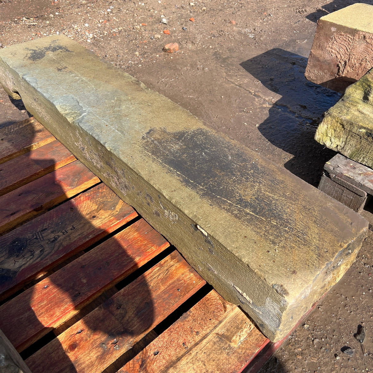 Reclaimed Stone Head - Reclaimed Brick Company