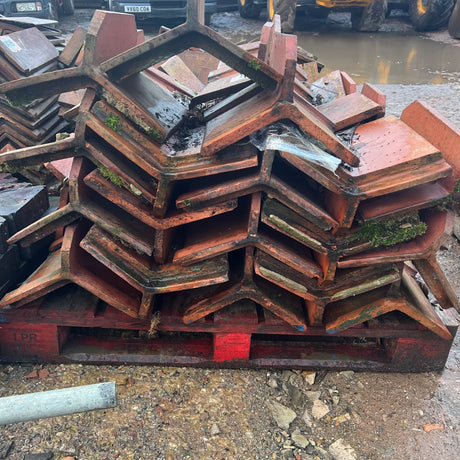 Reclaimed Triangle Ridge Tile - Job Lot of 45 - Reclaimed Brick Company
