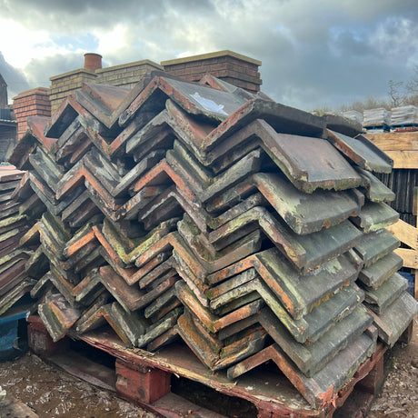 Reclaimed Weathered Red Terracotta Triangle Ridge Tile - Job Lot of 100 - Reclaimed Brick Company