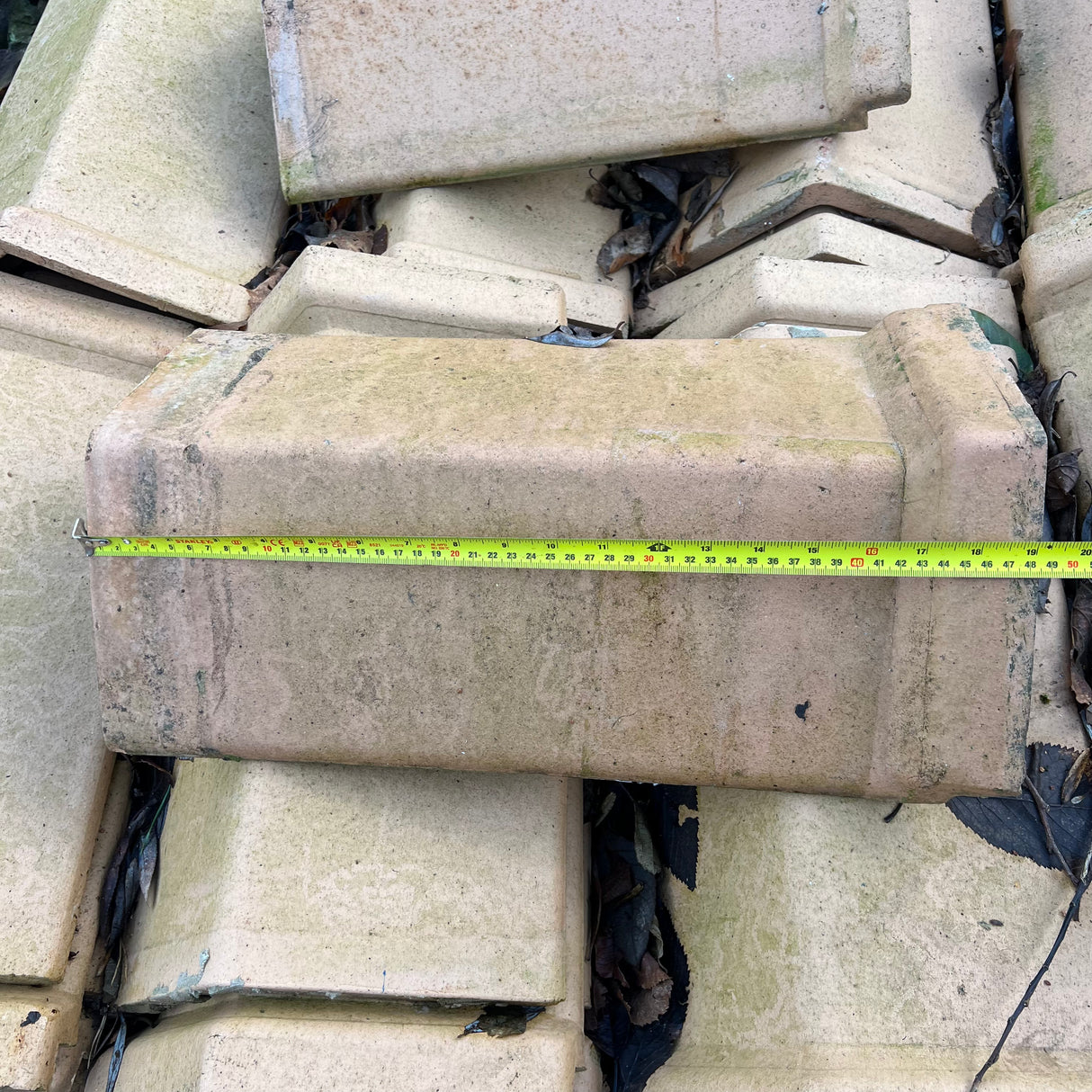 Reclaimed Yellow Buff Triangle Ridge Tile - Job Lot of 70 - Reclaimed Brick Company