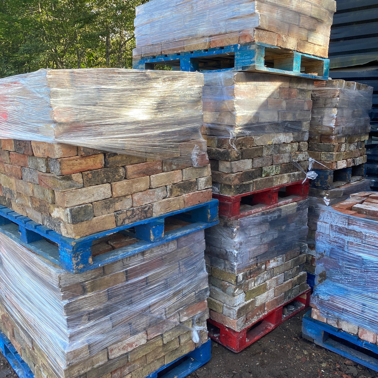 Reclaimed York Yellow Multi Clamp Bricks | Pack of 250 Bricks - Reclaimed Brick Company