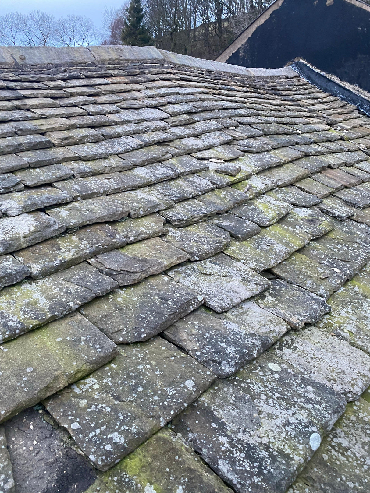 Reclaimed Yorkstone Barn Roofing Slate - Reclaimed Brick Company