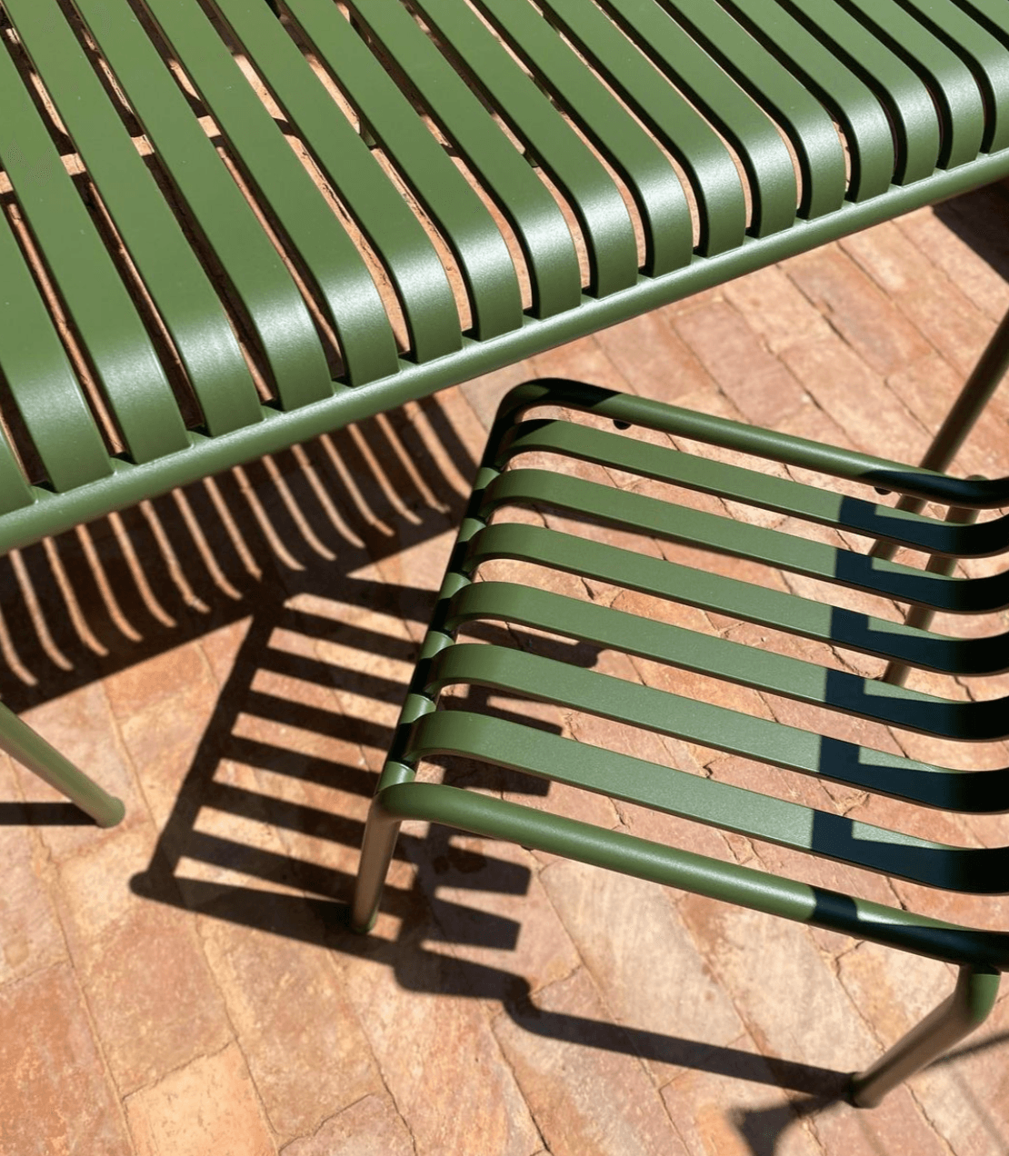 Suntrap City Garden with Victorian Paving Bricks in Central London - Reclaimed Brick Company