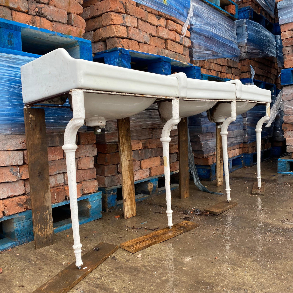 Vintage Triple Sink with Cast Iron Stand - Reclaimed Brick Company