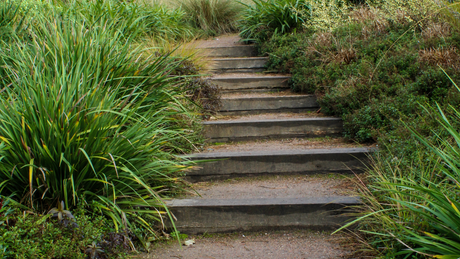 How to Build Garden Steps with Railway Sleepers: A Step-by-Step Guide