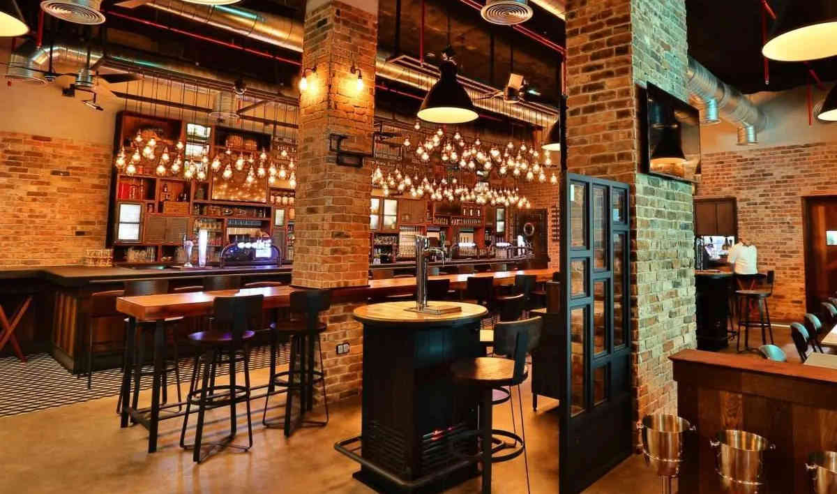 British Brick Aesthetic: From Georgian Townhouses to American Interiors