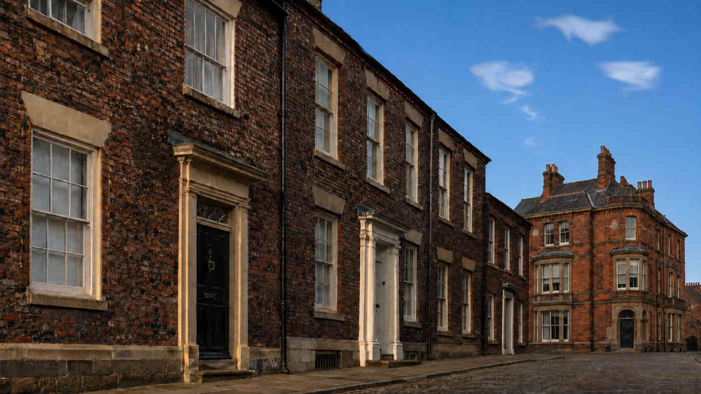 British Bricks Behind Georgian and Victorian Architecture