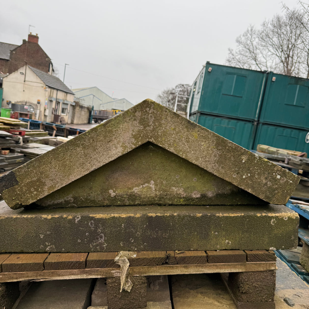Reclaimed Stone Triangle – Reclaimed Brick Company