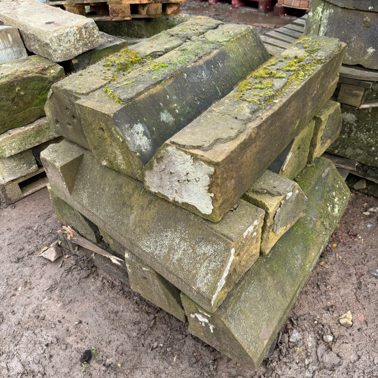Reclaimed Stone Plinth Course - Job Lot