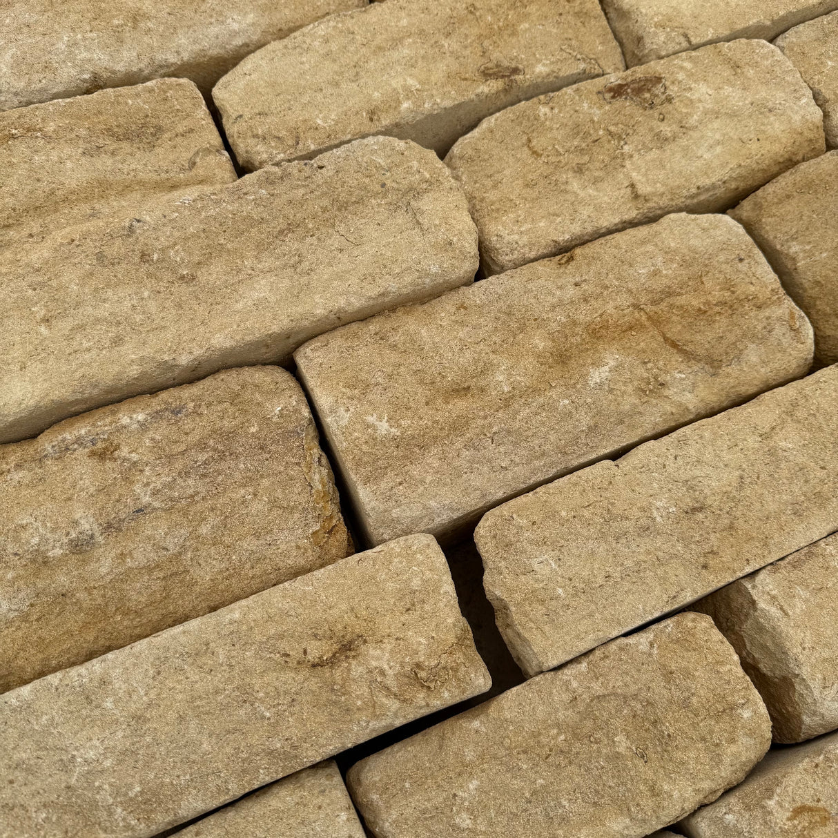 Cotswold Blend Stone Cladding - Per SQM