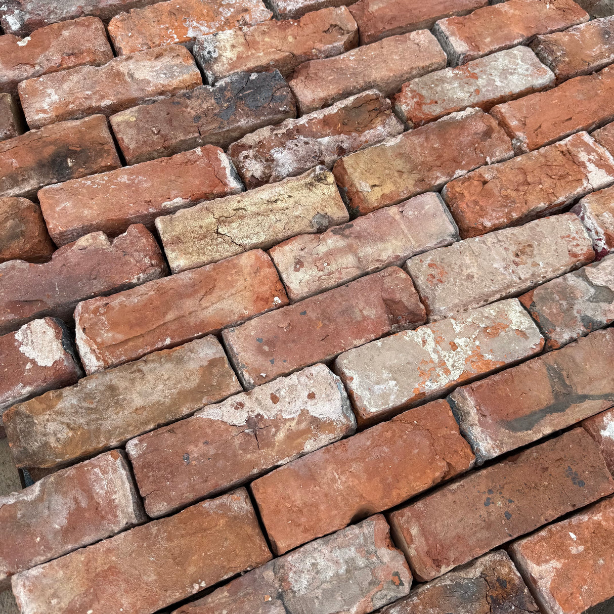 Reclaimed Chester Handmade Bricks | Pack of 250 Bricks | Free Delivery