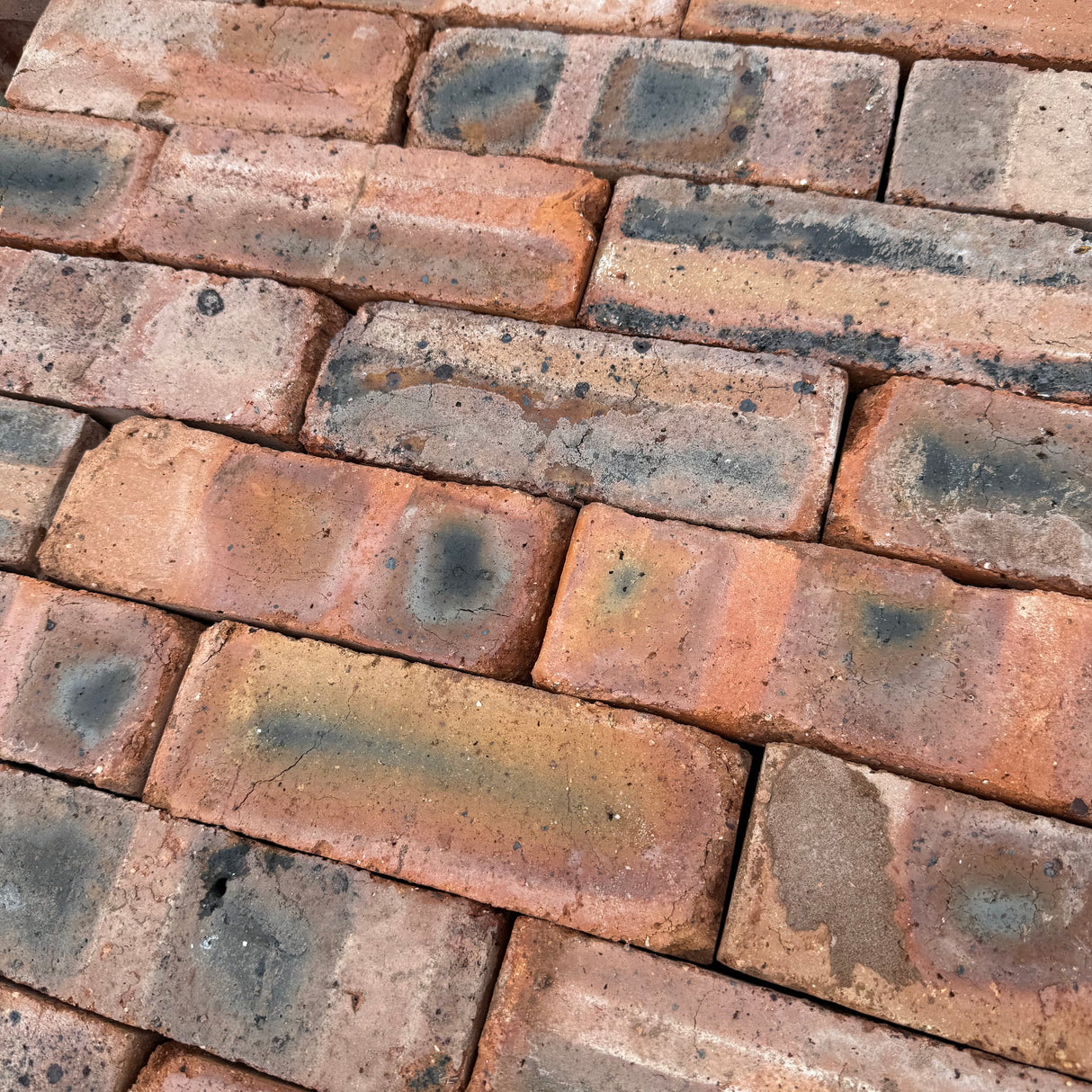 Reclaimed Giscol Common Bricks | Pack of 250 Bricks | Free Delivery