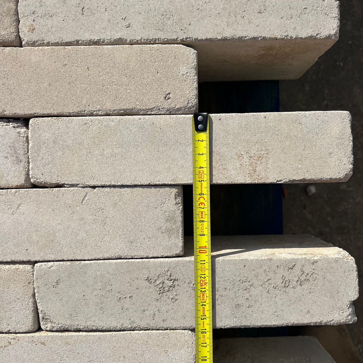 Reclaimed White Linear Bricks | Pack Of 400 Bricks | Free Delivery