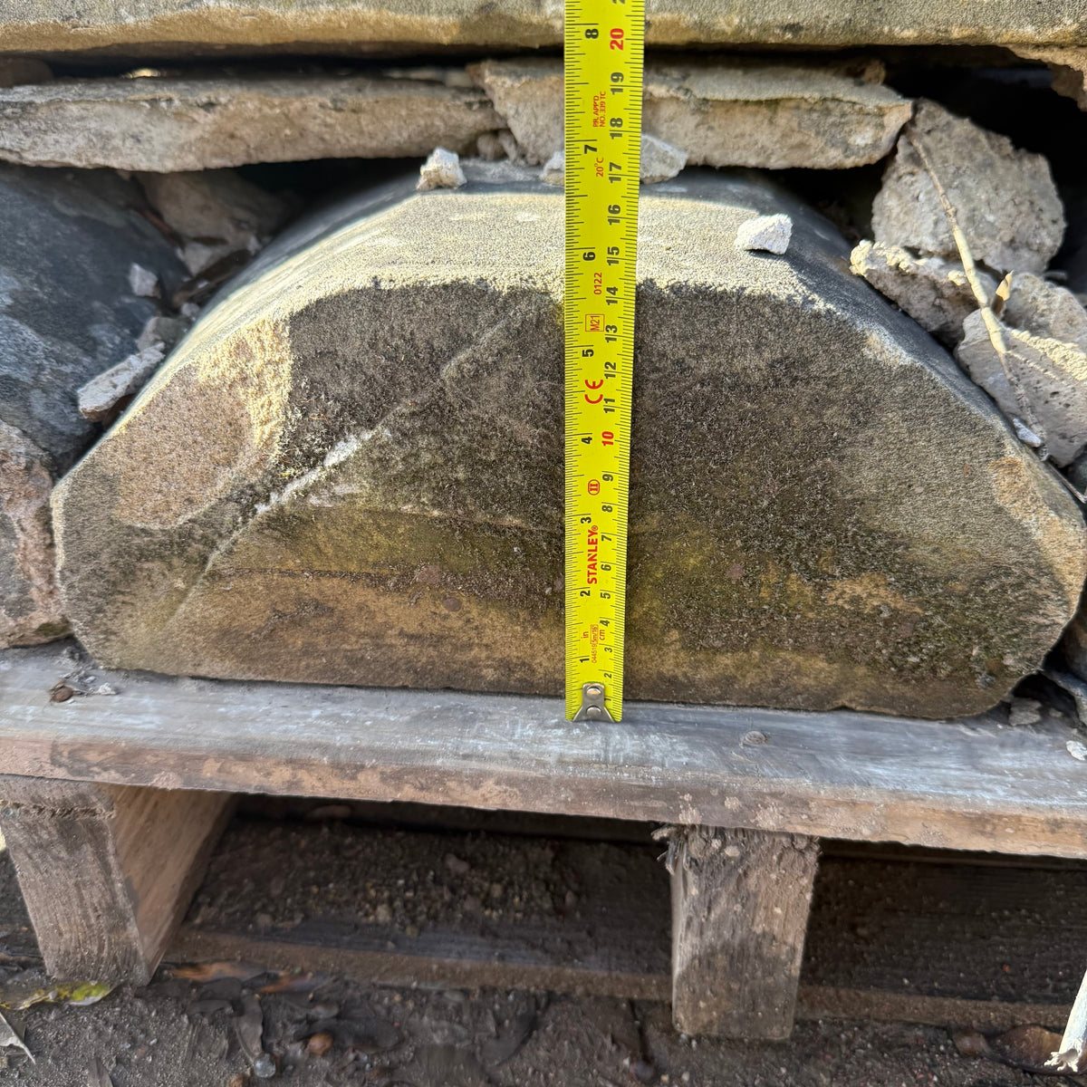 Reclaimed Chamfered Stone Wall Coping - Job Lot