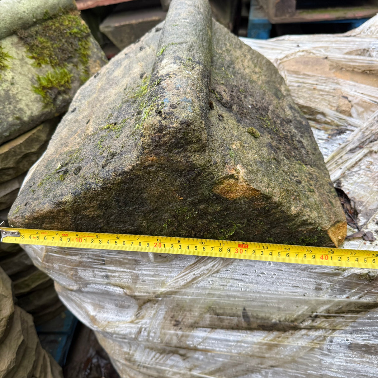 Reclaimed Roll Top Stone Coping - Job Lot