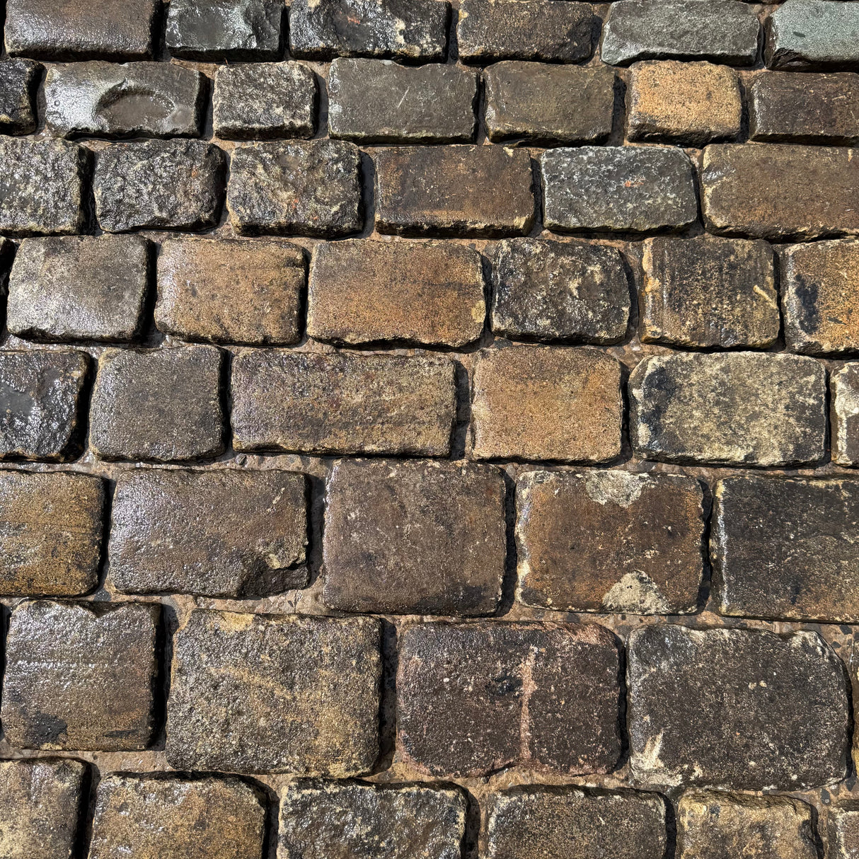 Reclaimed Gritstone Cobble Tops - Per SQM