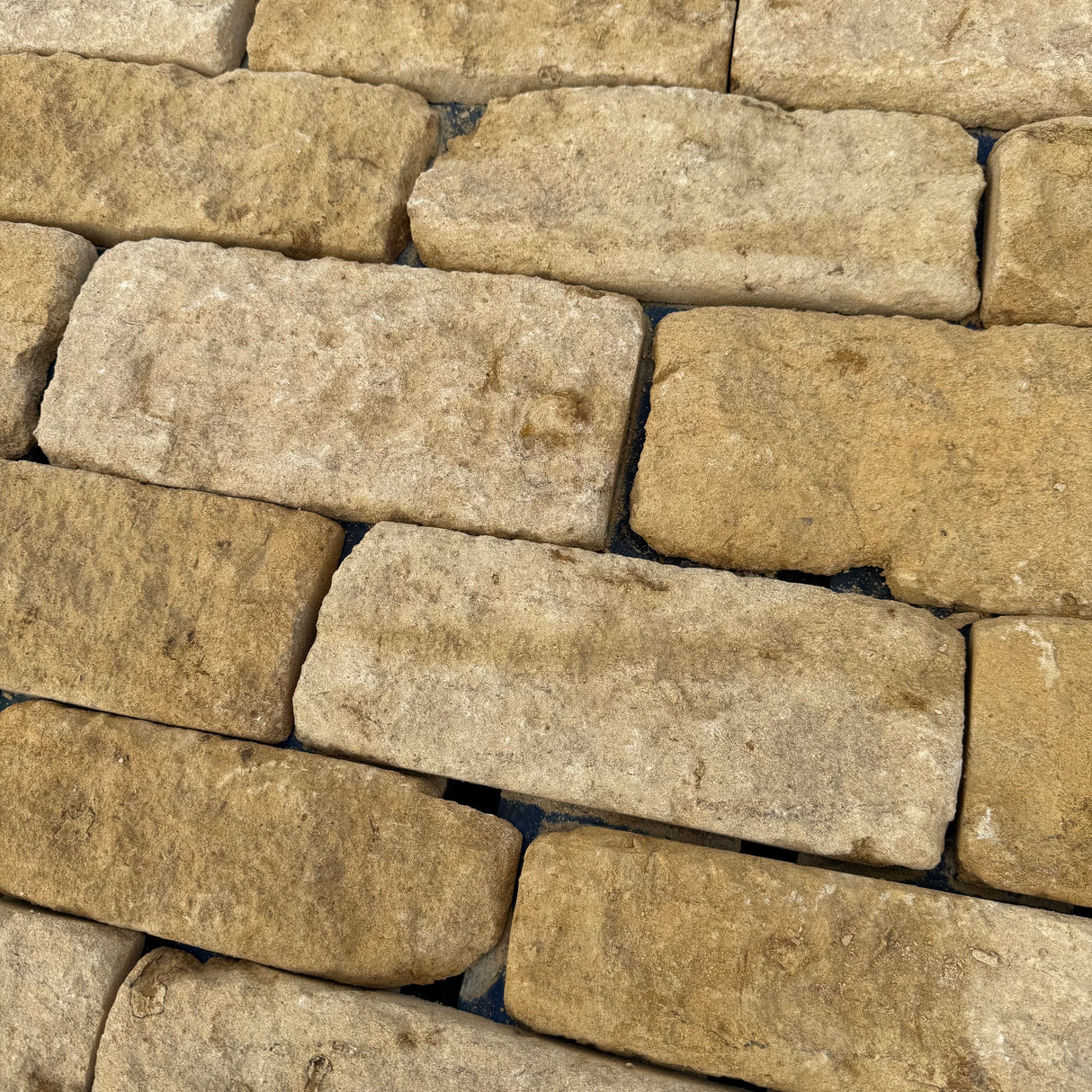 Cotswold Blend Stone Cladding - Per SQM