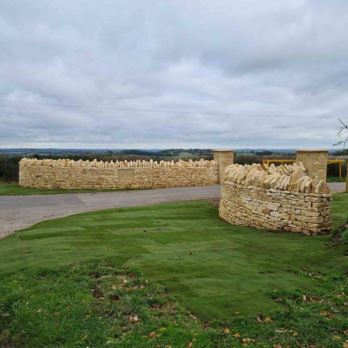 Cotswold Gold Dry Stone Walling - Per Bag