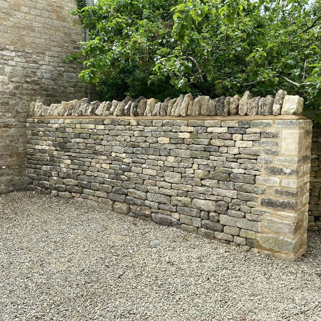 Grey Limestone Dry Stone Walling - Per Bag