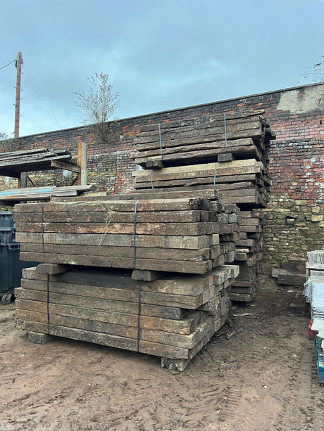 Reclaimed Oak Timber Railway Sleeper - Grade A - 8.5ft - Reclaimed Brick Company