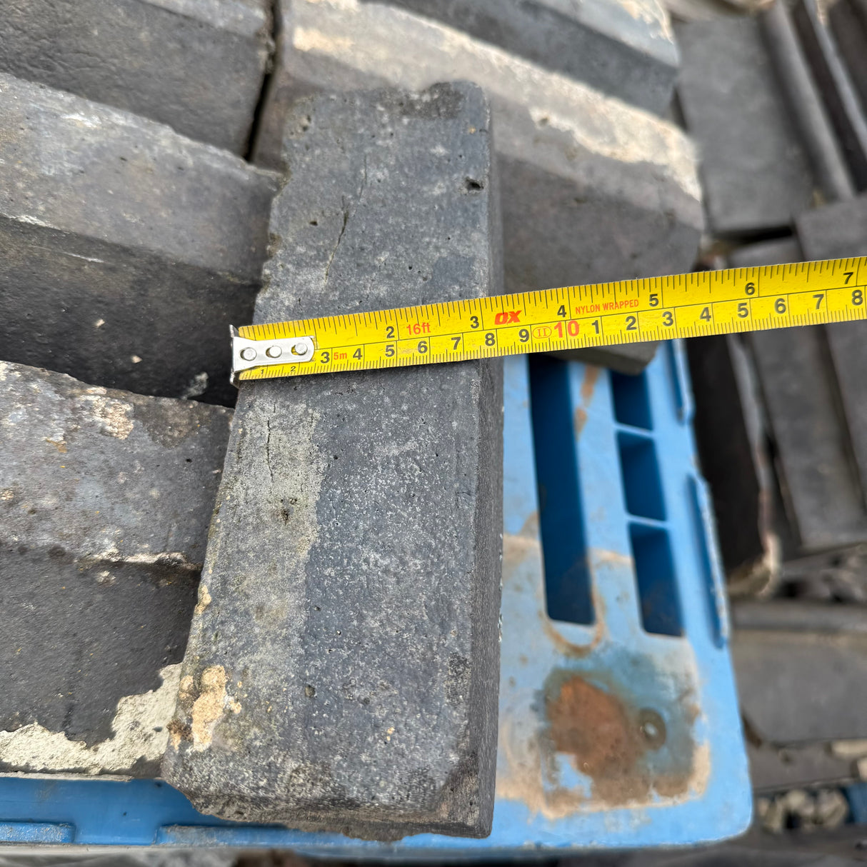 Reclaimed Imperial Blue Plinth Bricks