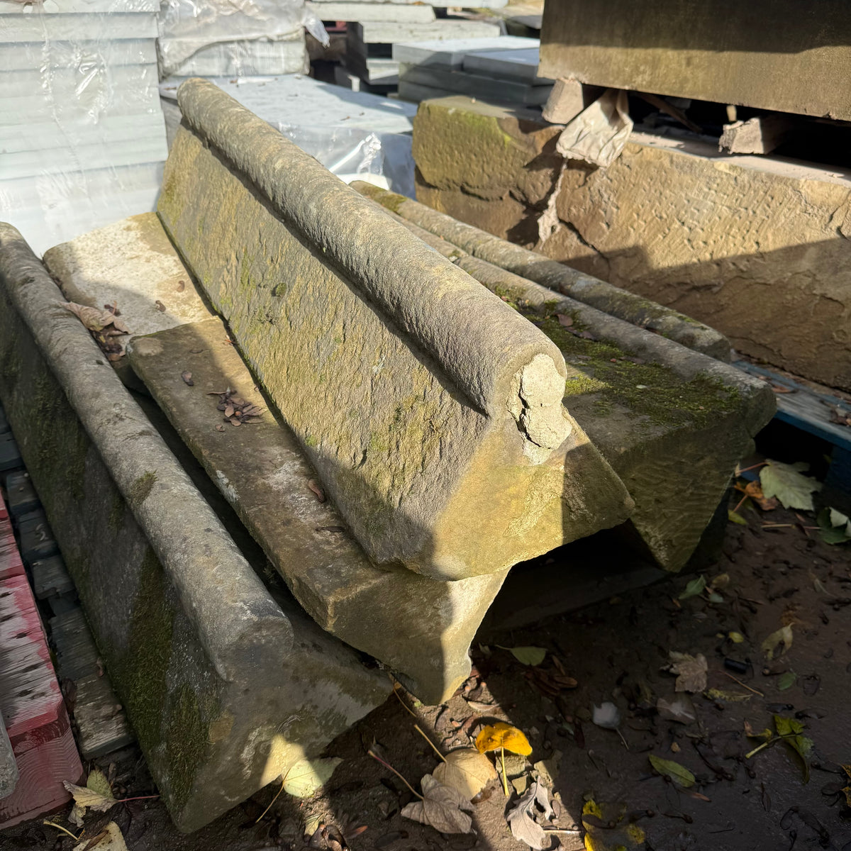 Reclaimed Roll Top Stone Wall Coping - Job Lot