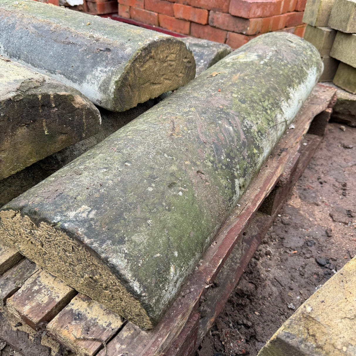 Reclaimed Hogback Stone Wall Coping - Job Lot