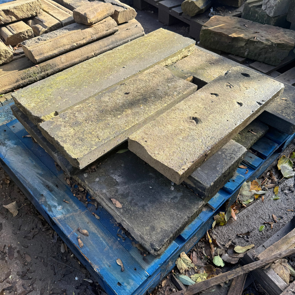 Reclaimed Stone Wall Coping - Job Lot