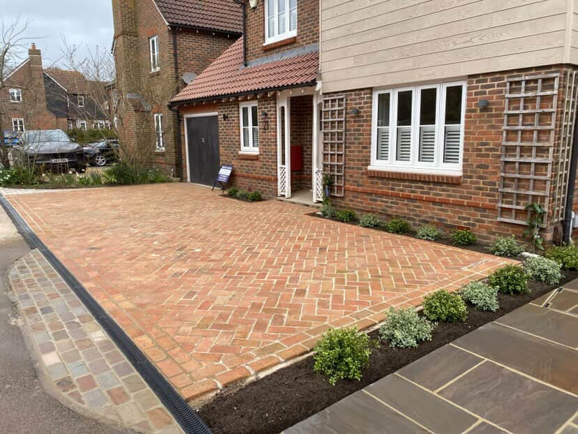 Reclaimed Clay Paving Bricks | Pack of 250 Bricks | Free Delivery