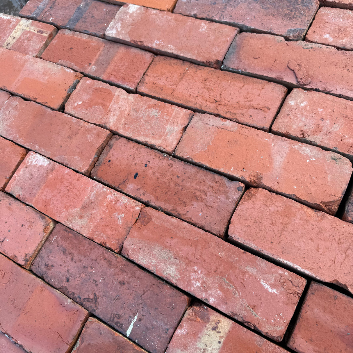 Reclaimed Red Imperial Pressed Brick | Pack of 250 Bricks | Free Delivery