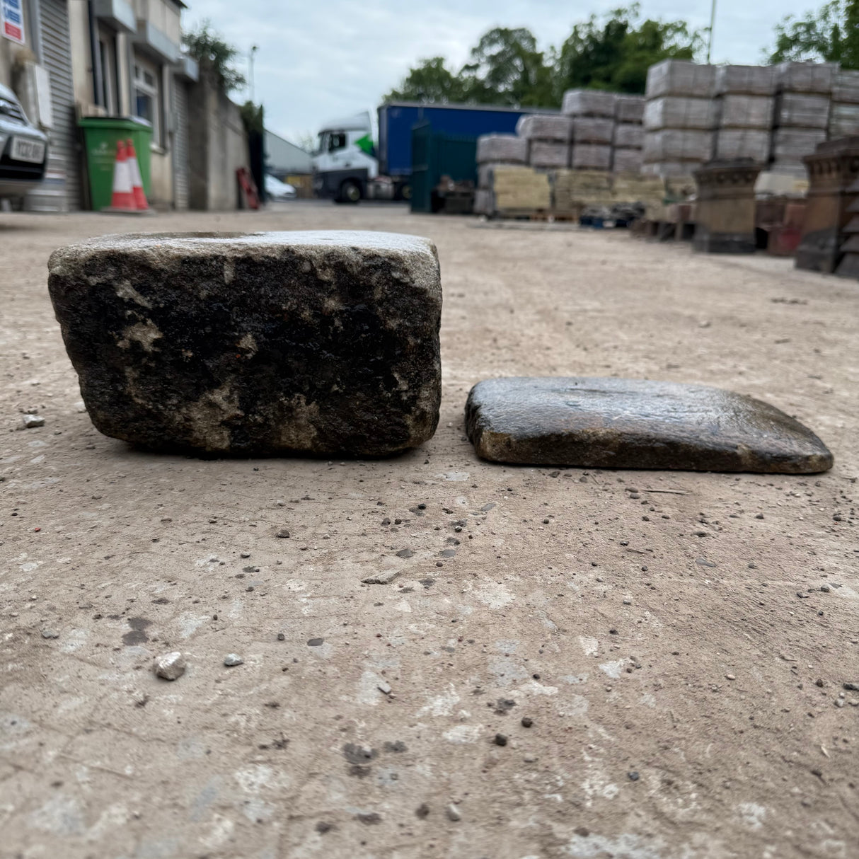 Reclaimed Gritstone Cobble Tops - Per SQM