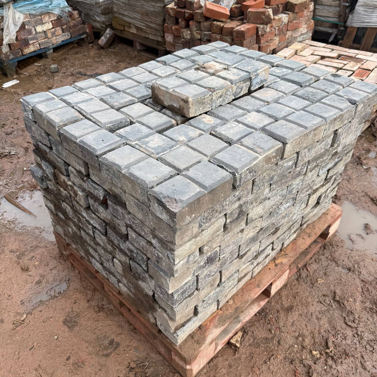 Reclaimed Staffordshire Blue 2 Bar Stable Paver