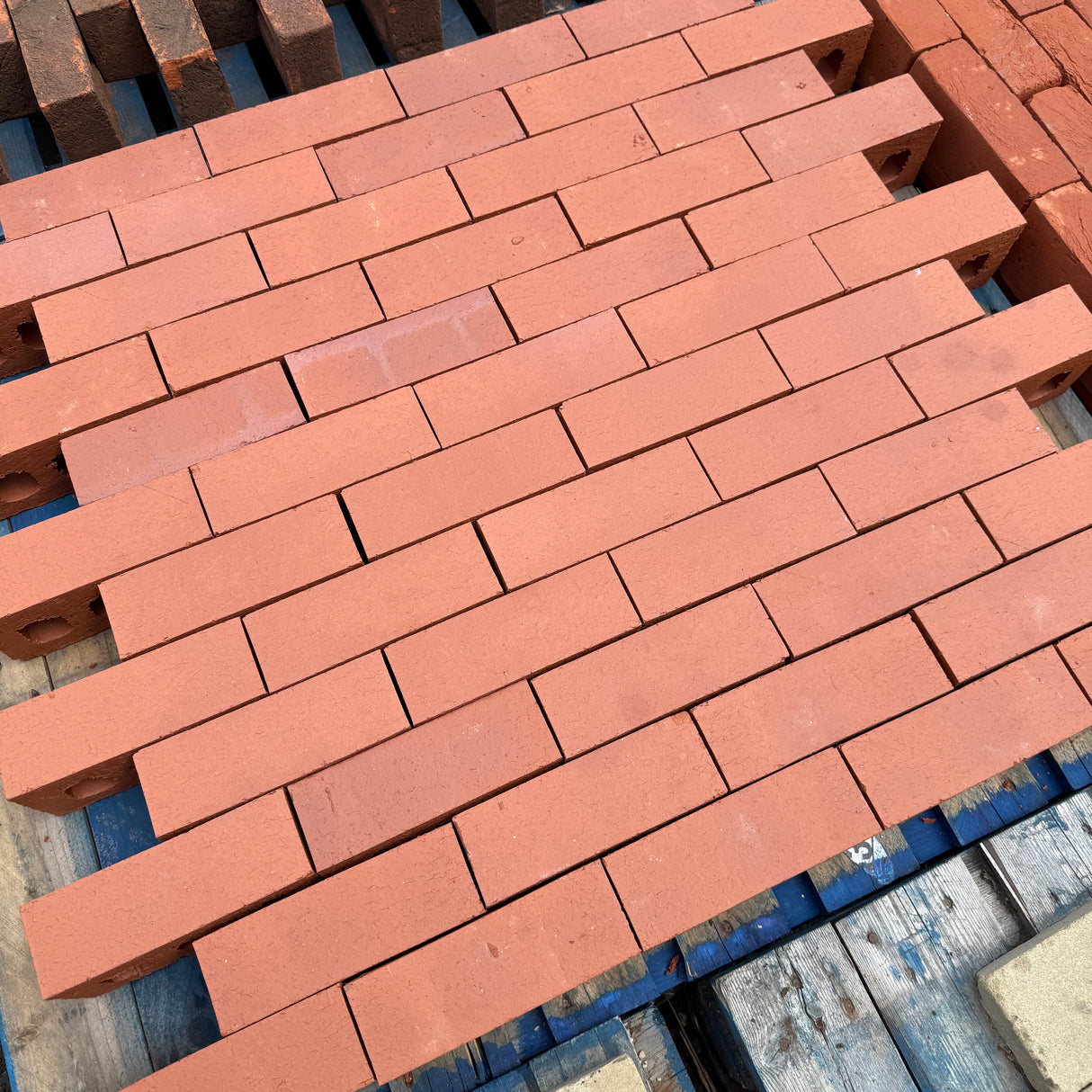 Forterra St Anne’s Smooth Red 75mm Bricks - Pack of 424