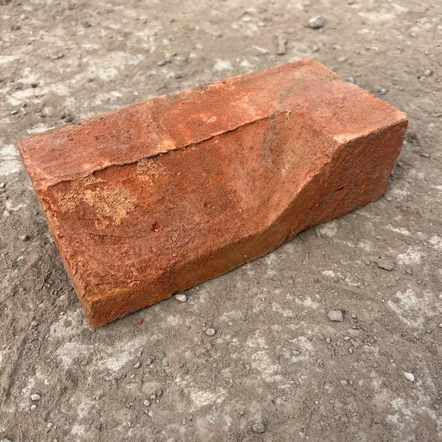 65mm Handmade Plinth Internal Return (Right Hand) Brick PL4.2 - Reclaimed Brick Company
