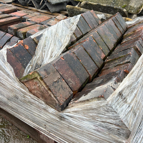 Reclaimed Triangle Wall Coping Bricks - Reclaimed Brick Company