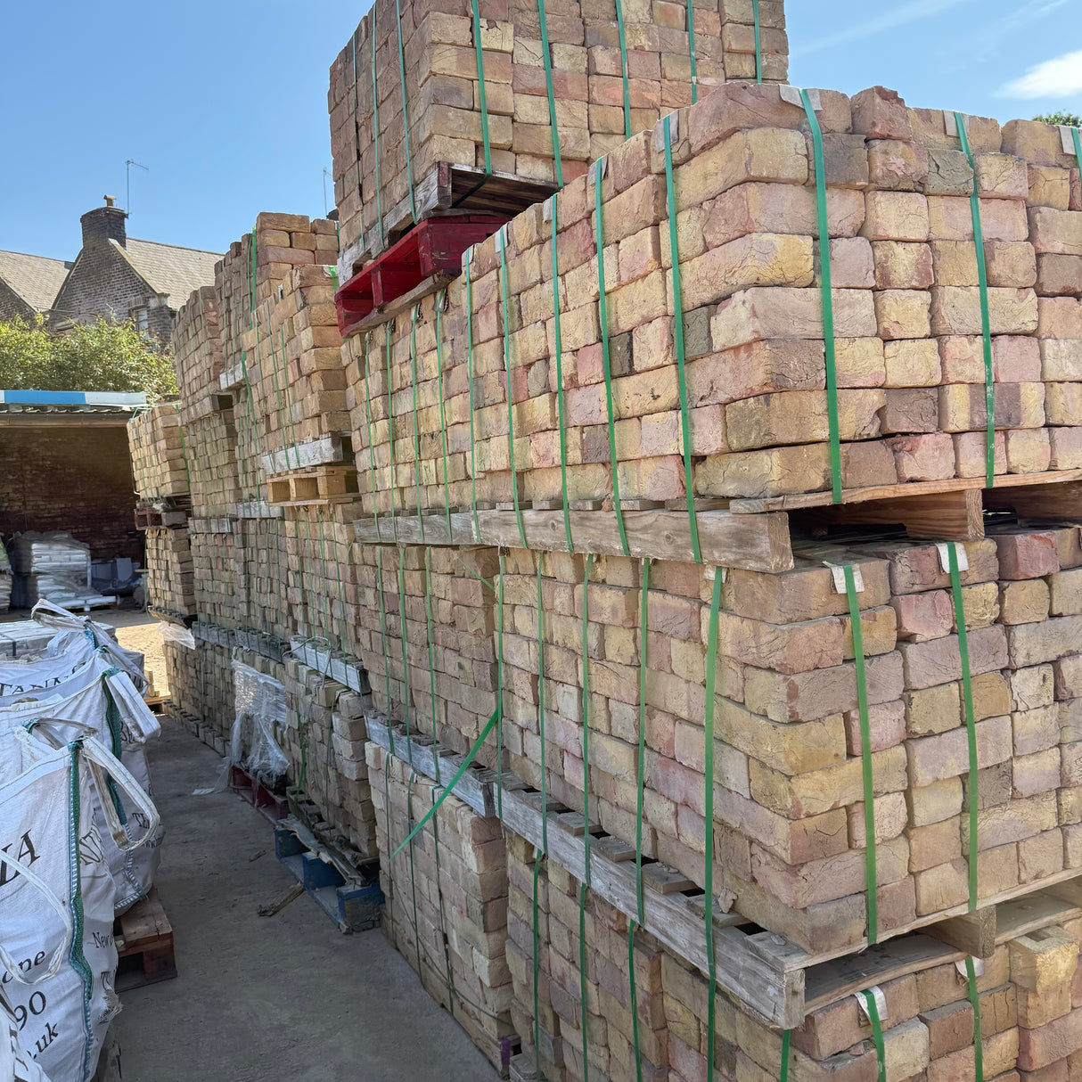 Reclamation Camden Yellow Stock Imperial Brick | Pack of 400 Bricks | Free Delivery