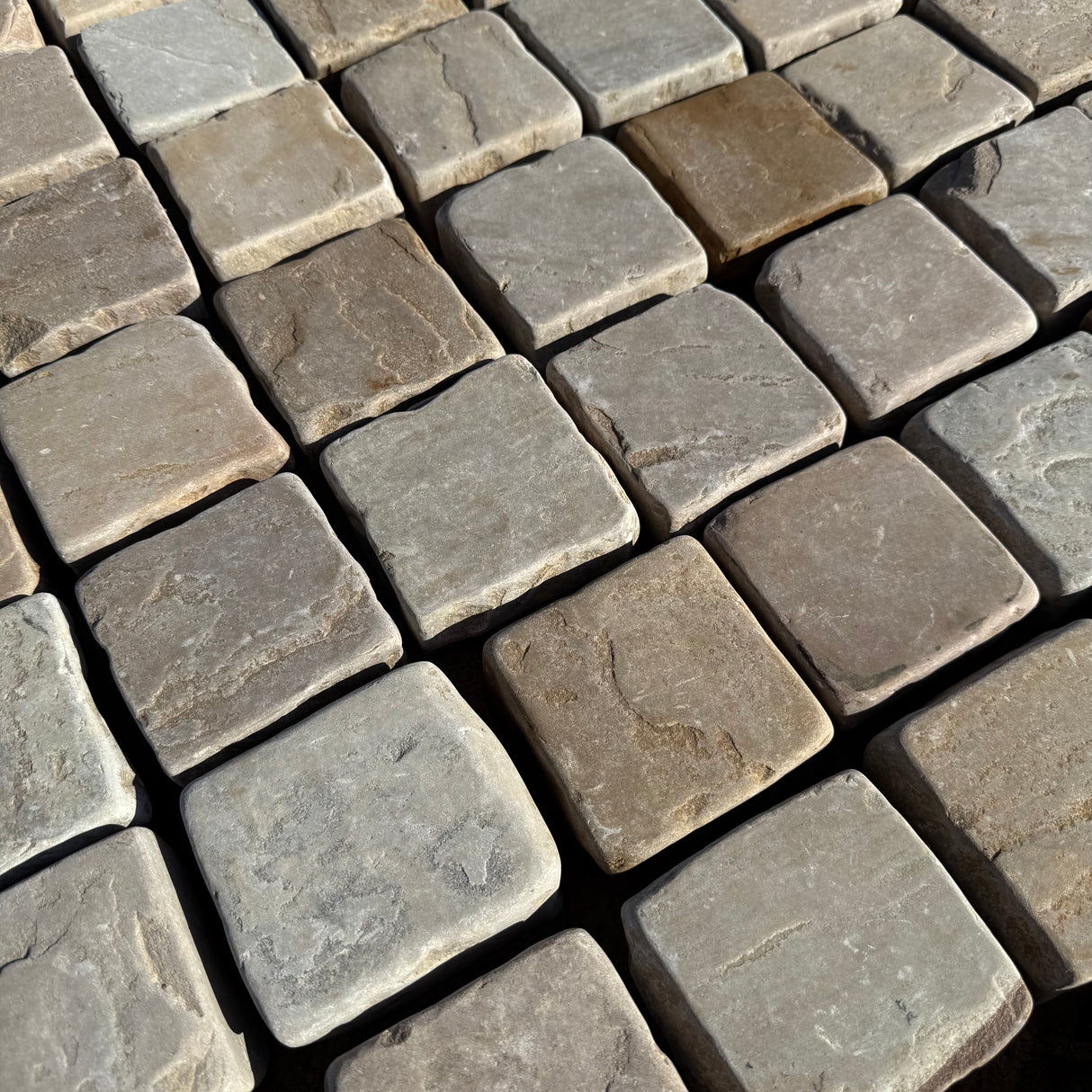 100 x 100 Cobbles