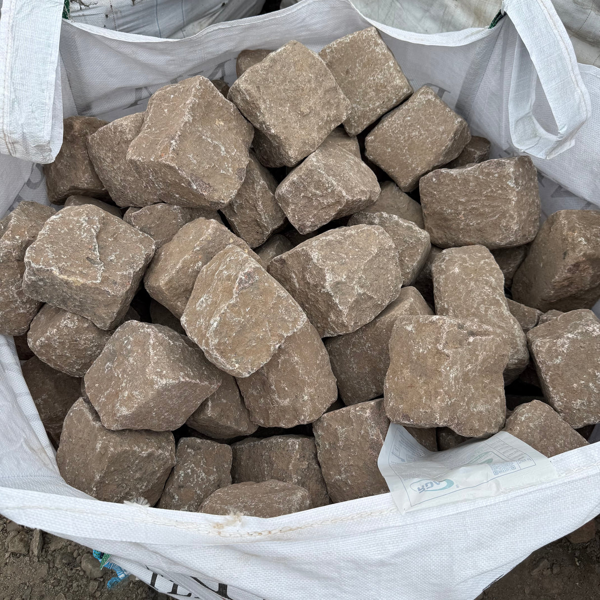 Reclaimed Random Pink Granite Setts - Per Bag