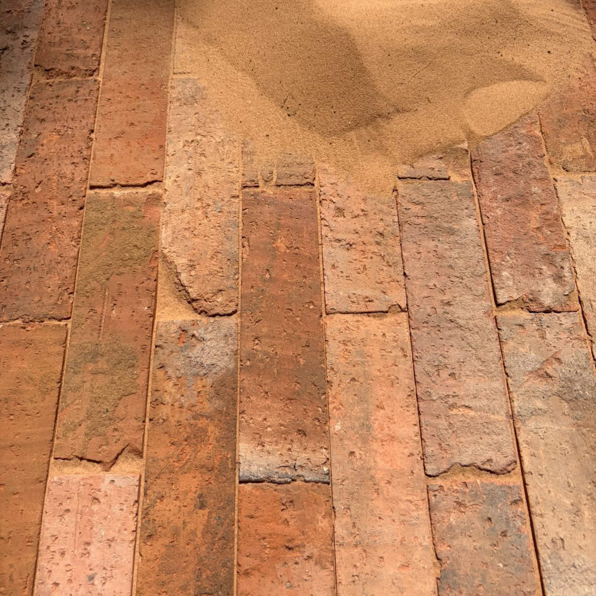 Reclaimed Narrow Clay Paving Bricks