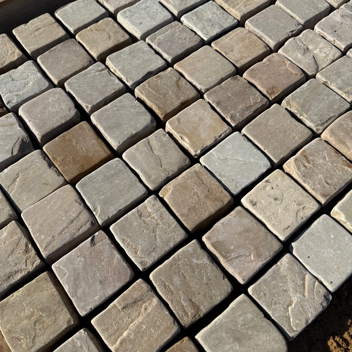 100 x 100 Cobbles