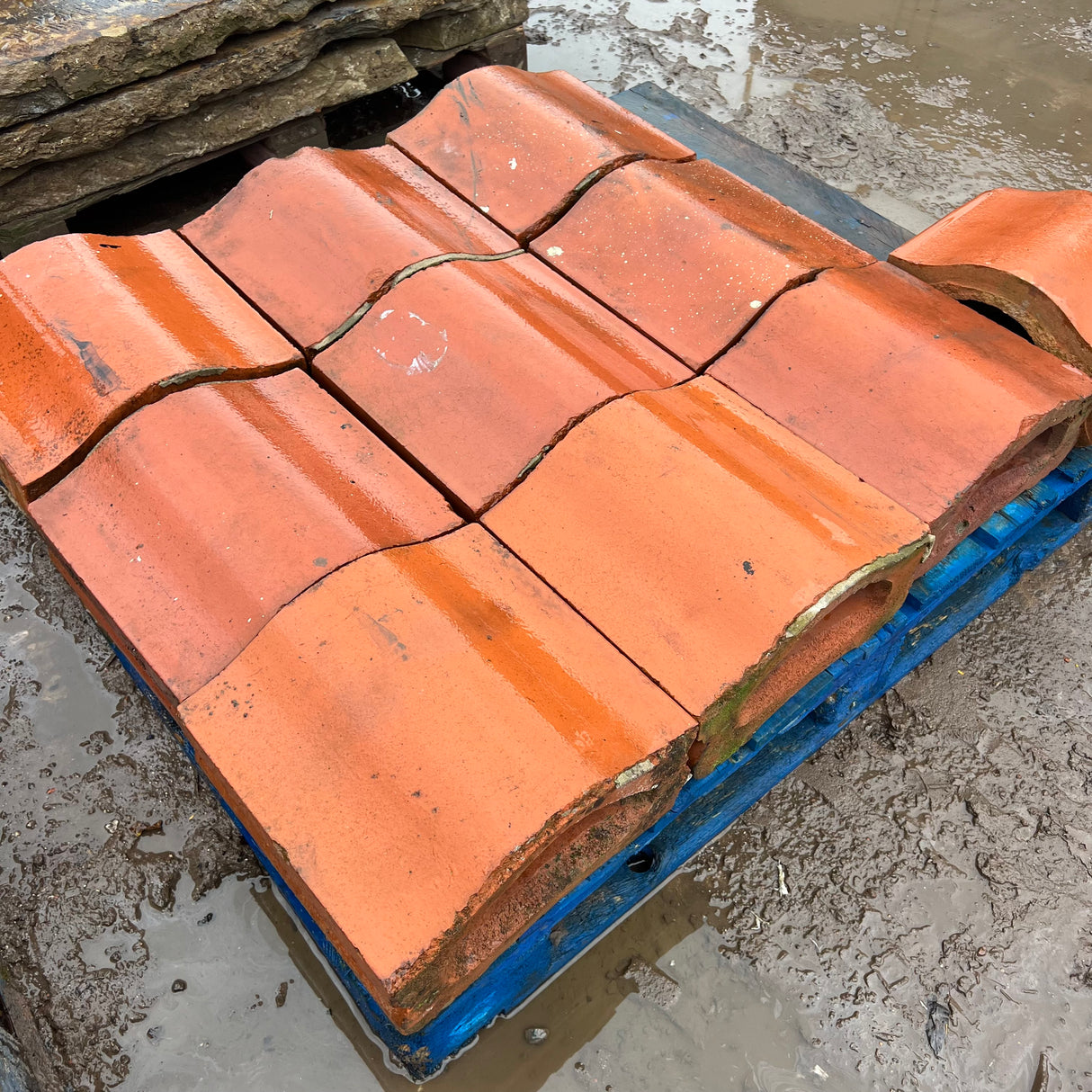 Reclaimed Terracotta Red Wall Coping - Job Lot