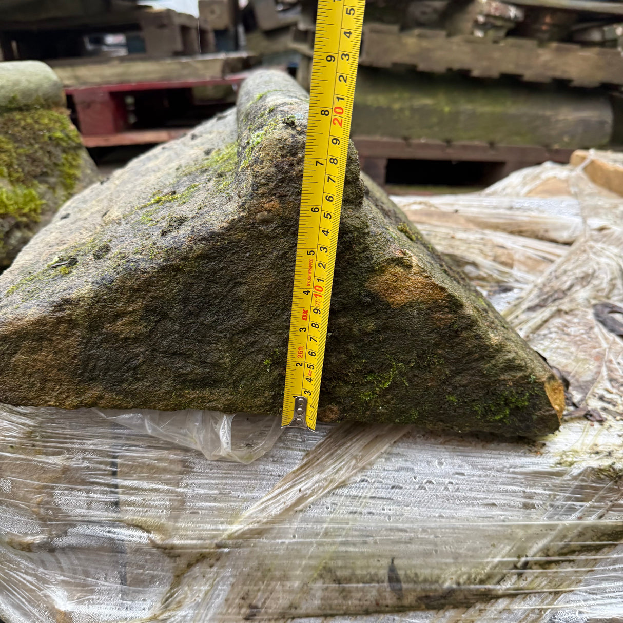 Reclaimed Roll Top Stone Coping - Job Lot
