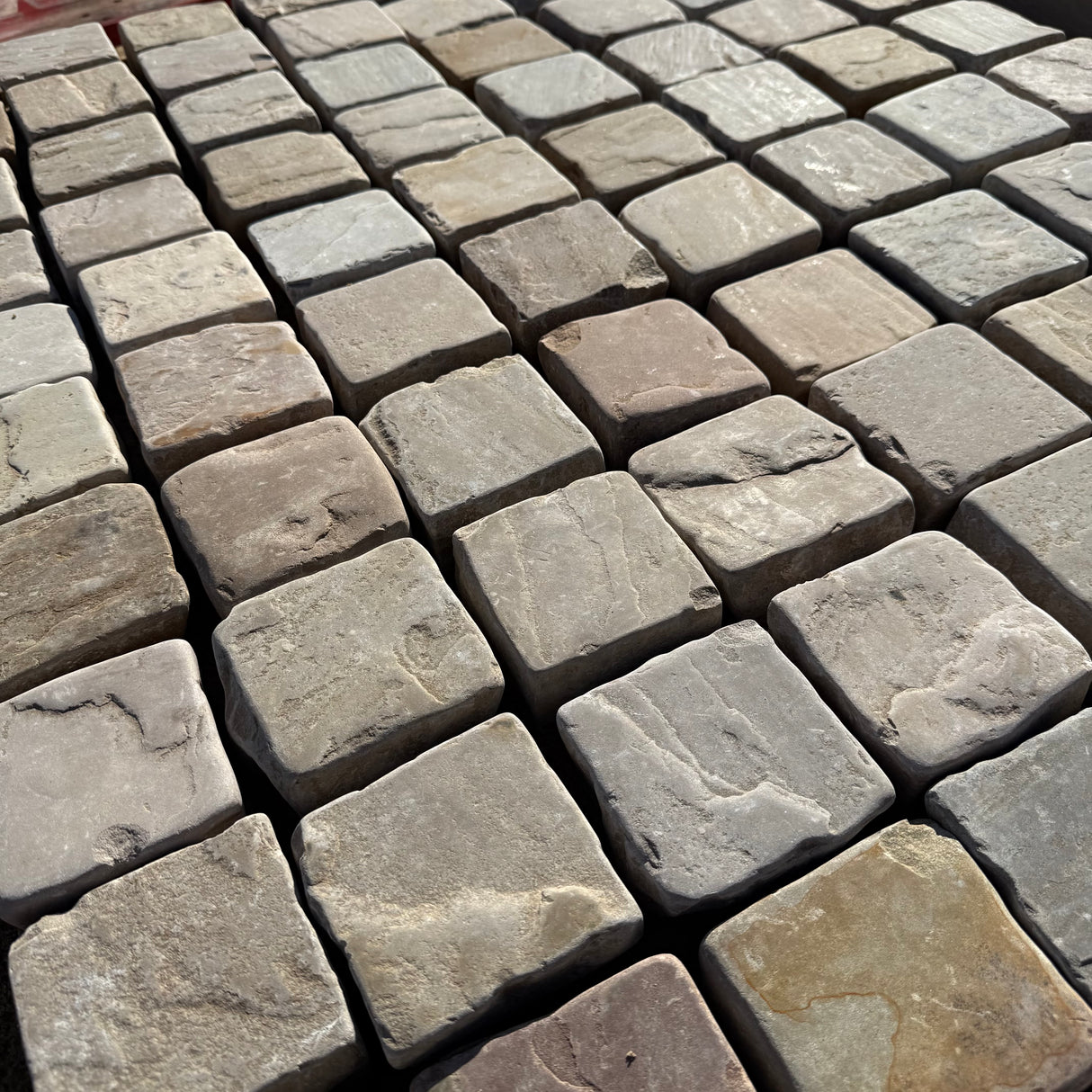 100 x 100 Cobbles