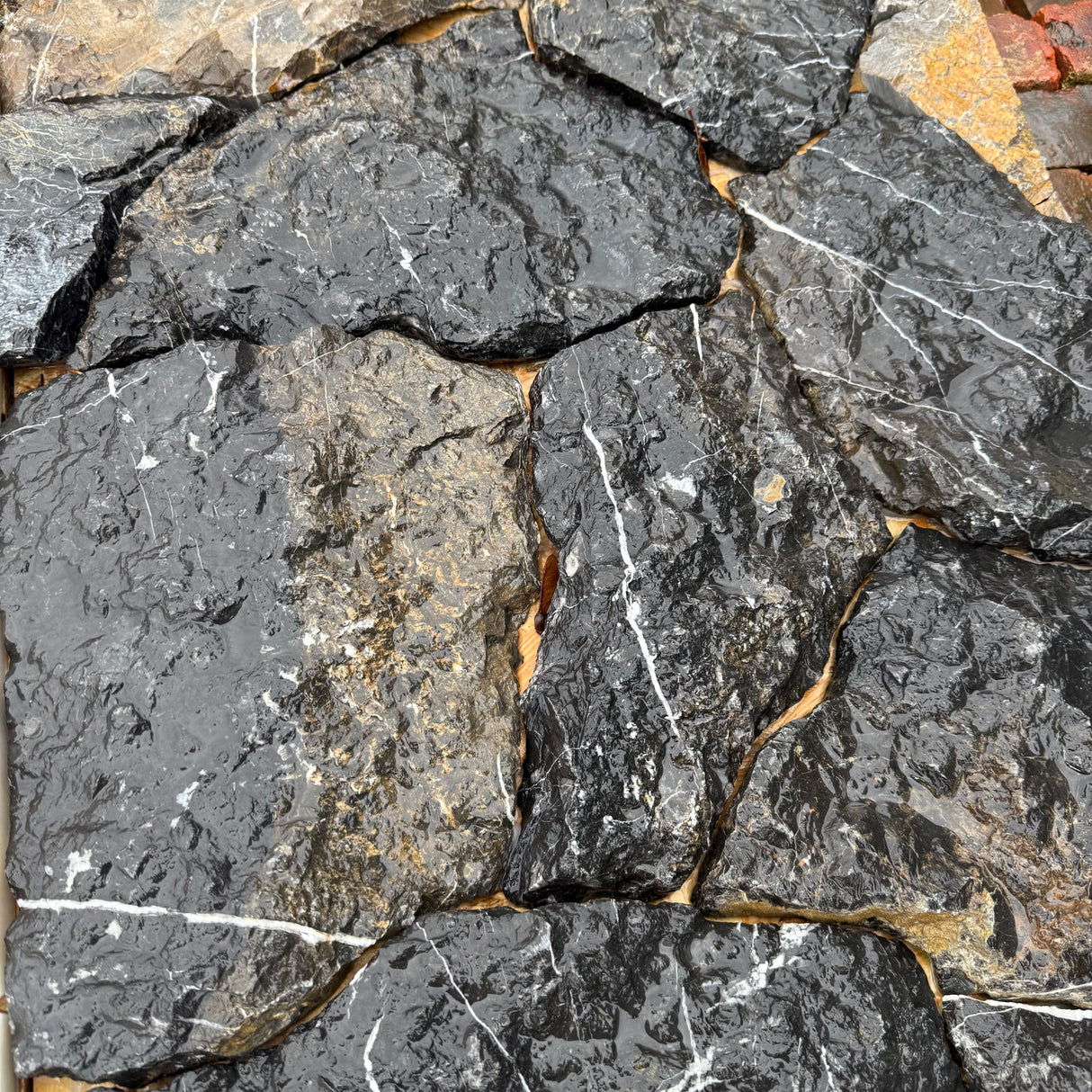 Narcisse Black Stone Cladding